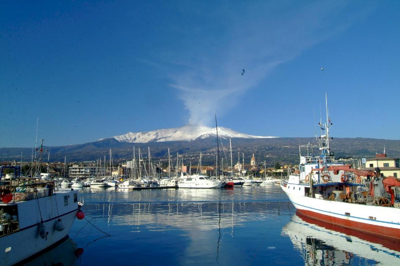 Suite Cavour - Suntripsicily Riposto Esterno foto